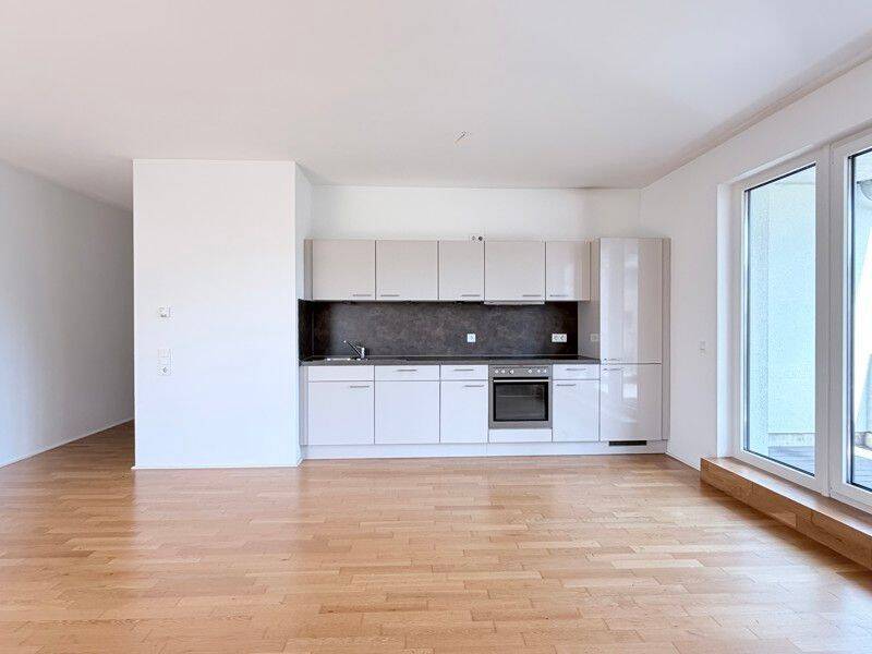 Moderne Wohnkultur in Sachsenhausen: Lichtdurchflutete Etagenwohnung mit Balkon und hochwertiger Küche, 60596 Frankfurt am Main (Sachsenhausen)