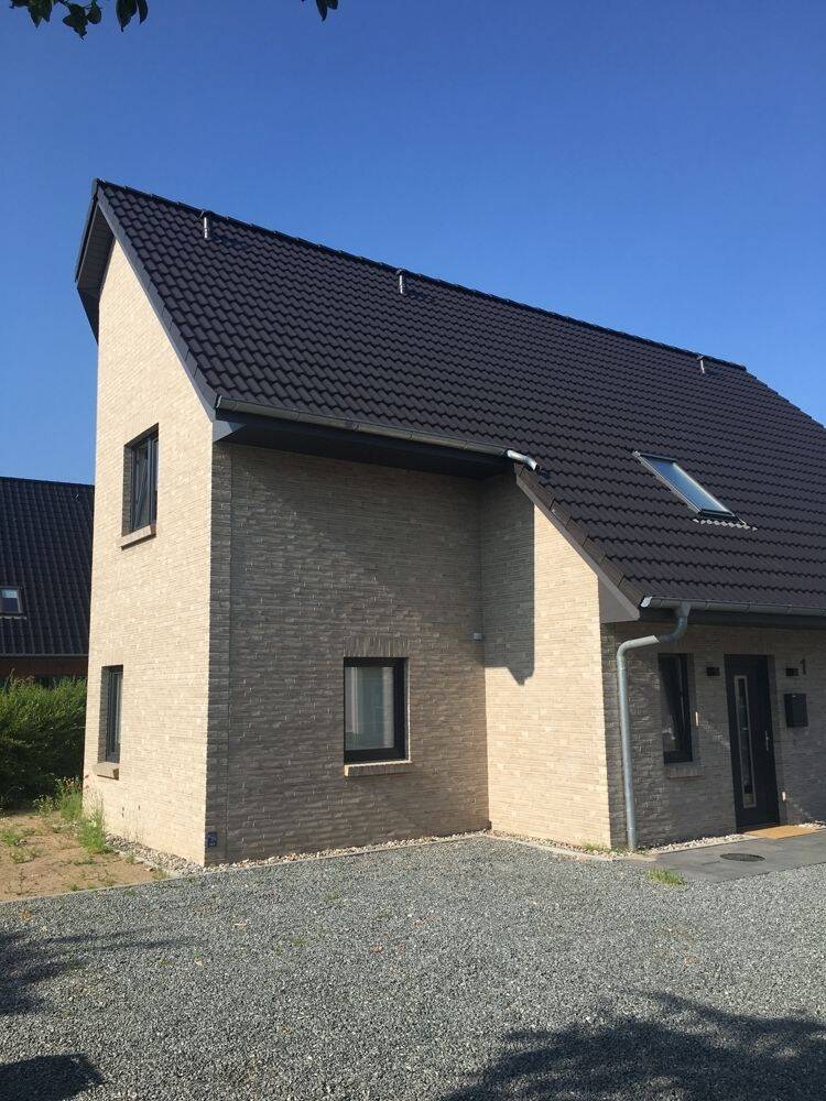 4,0-Zimmer-Doppelhaushälfte in Harrislee        ! Bitte bewerben Sie sich online !, 24955 Harrislee