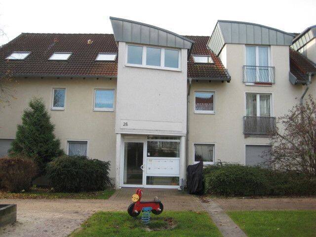 3-Zimmer-Dachgeschosswohnung mit großem Wohnzimmer (WBS), 44379 Dortmund