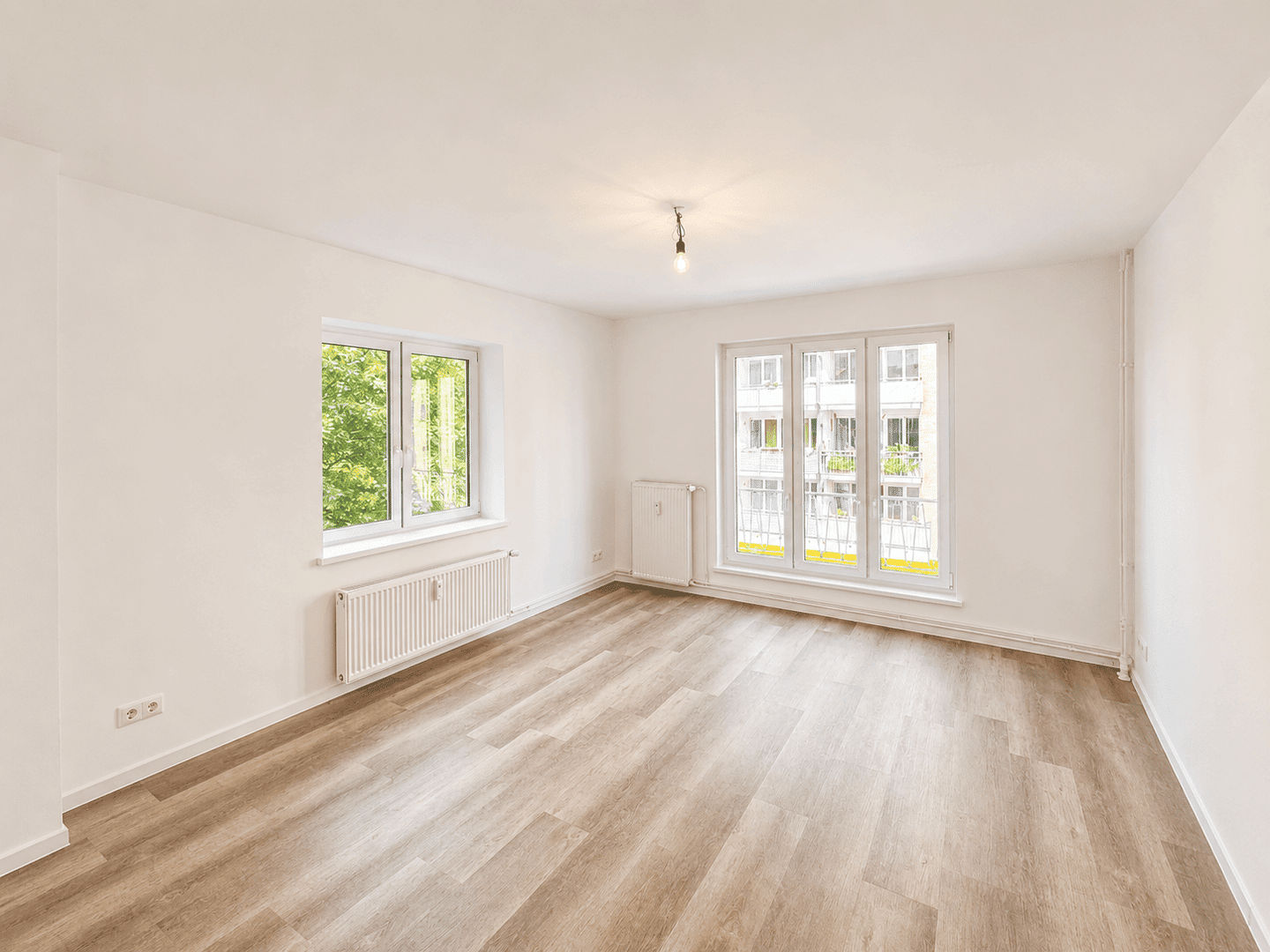 Erstbezug nach Sanierung: 2-Zimmer-Wohnung in Berlin Friedrichshain, 10247 Berlin (Friedrichshain-Kreuzberg Friedrichshain Prenzlauer Berg)