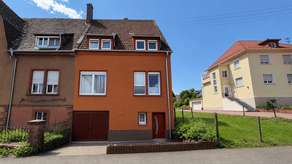 Reihenendhaus in St. Wendel – Innenstadt und Alltag bequem zu Fuß erreichbar, 66606 St. Wendel (Sankt Wendel)