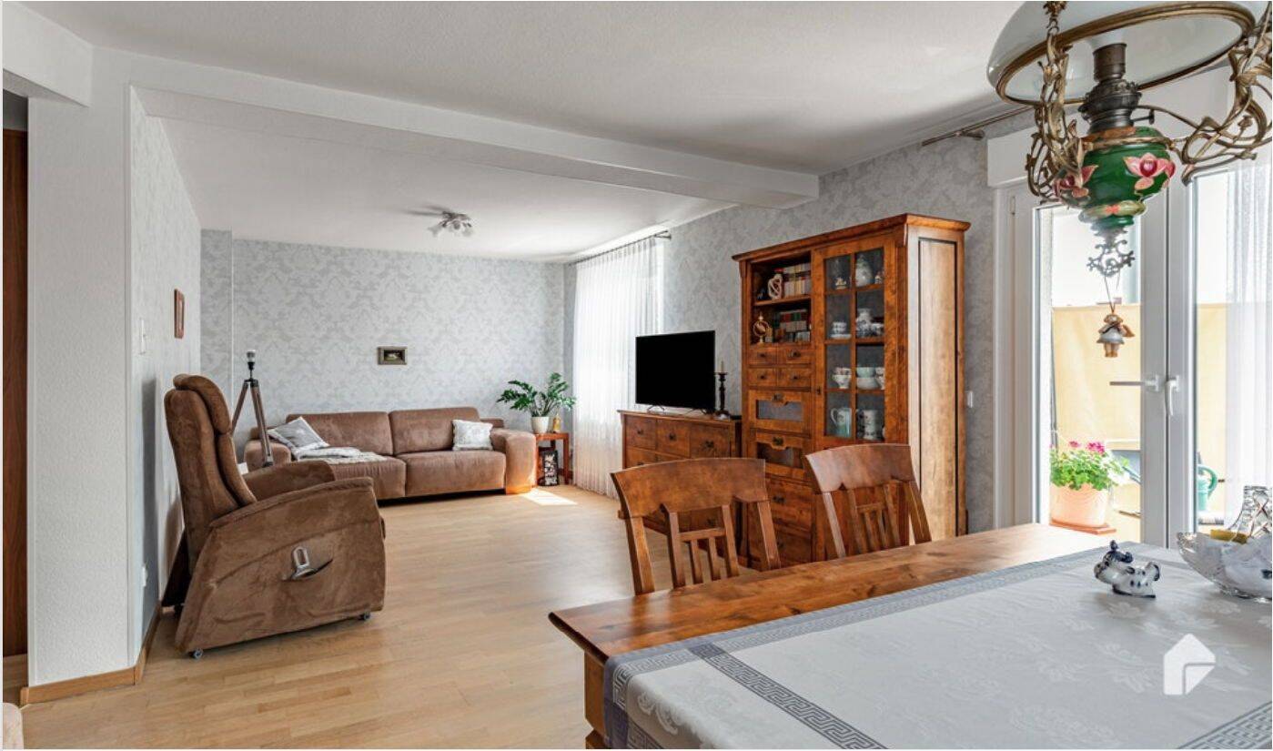 Attraktive 3-Zimmerwohnung mit EBK und Südbalkon zentral in Bad Nauheim, 61231 Bad Nauheim