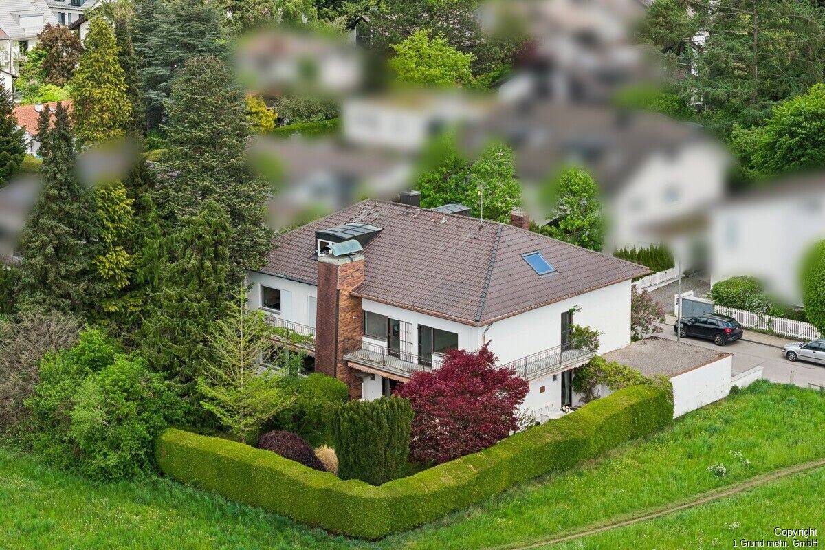 Einzigartige Stadtrandlage – München-Solln: Großzügig geschnittene Doppelhaushälfte mit Feldblick, 81477 München (Thalk. Obersendl.-Forsten-Fürstenr.-Solln)