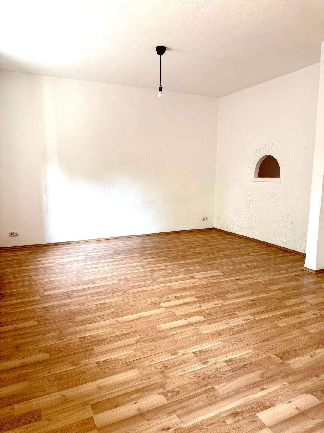 +++MODERNES WOHNEN MIT OFFENEM GRUNDRISS UND VIEL PLATZ NAHE STADTPARK +++, 90763 Fürth (Südstadt Weikershof)