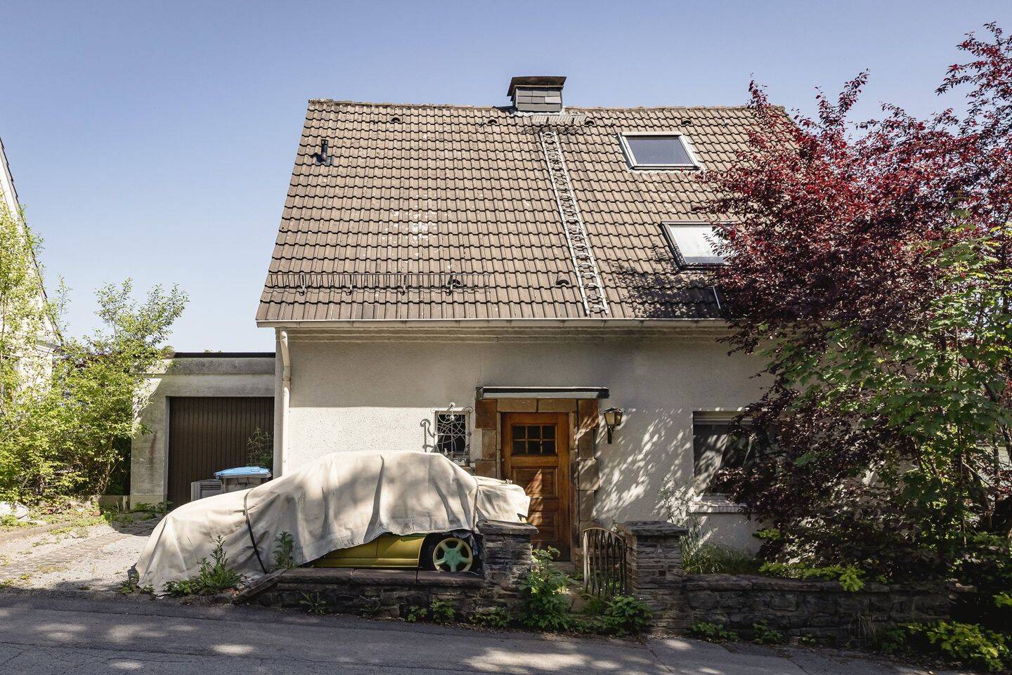 Handwerkerobjekt in Gevelsberg: Modernisierungsbedürftiges Einfamilienhaus mit großem Grundstück, 58285 Gevelsberg