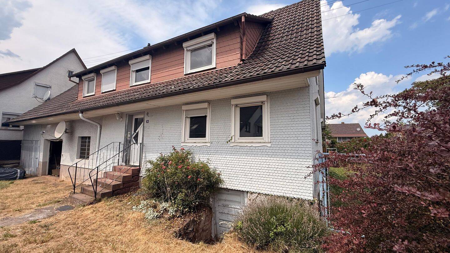 Einfamilienhaus mit großen Garten zur vermieten, 75334 Straubenhardt