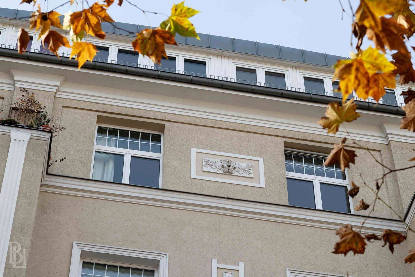 Helle 3-Zimmer-Dachgeschosswohnung in bester Lage von Berlin-Wilmersdorf, 10717 Berlin (Charlottenburg-Wilmersdorf Wilmersdorf)