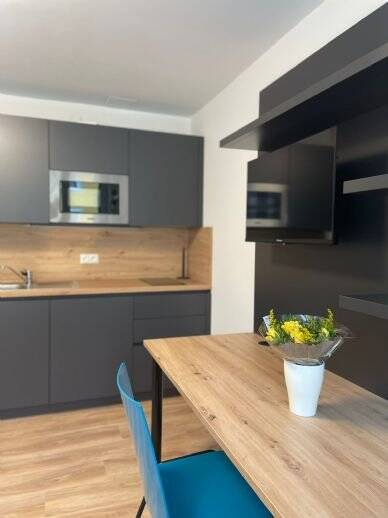 Innenstadtlage: Möbliertes Apartment – Einzug ab 01.10.2026, 95444 Bayreuth (Altstadt City Gartenstadt Kreuzstein Neue Heimat)