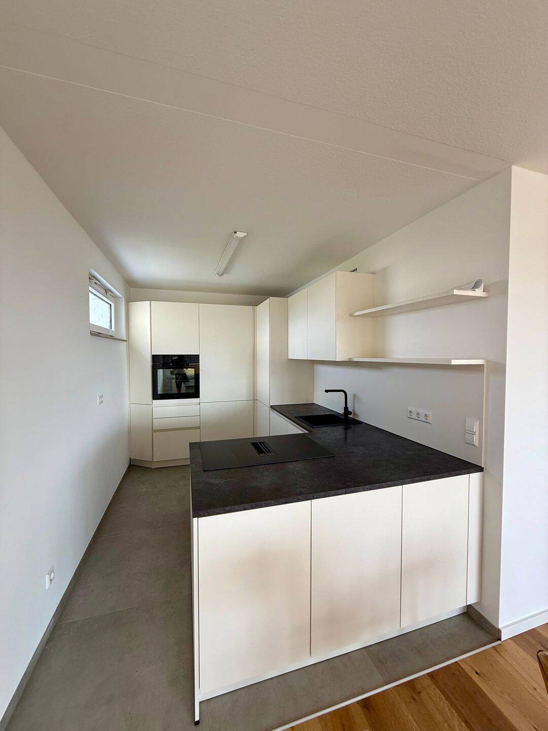 Stilvoll kernsanierte 3-Zimmer-Wohnung in Stuttgart-Möhringen, 70567 Stuttgart (Möhringen)