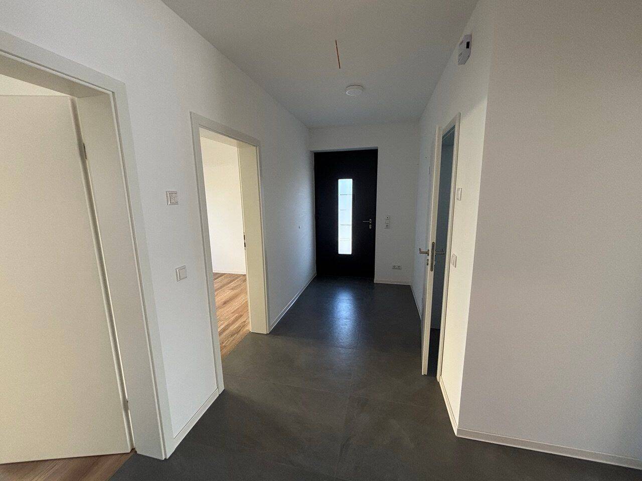 Neu erbaute attraktive 3-Zimmer-Erdgeschosswohnung  in Eichelhardt, 57612 Eichelhardt