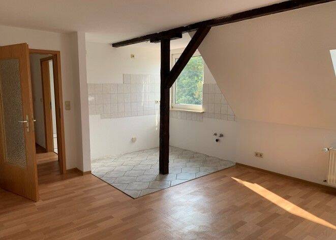 Single-Wohnung im Dachgeschoss mit Fachwerkcharme, 39387 Oschersleben (Bode)