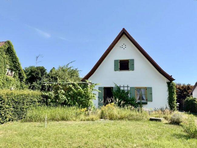 Eching am Ammersee: charmantes Einfamilienhaus mit Zaubergarten, 82279 Eching am Ammersee