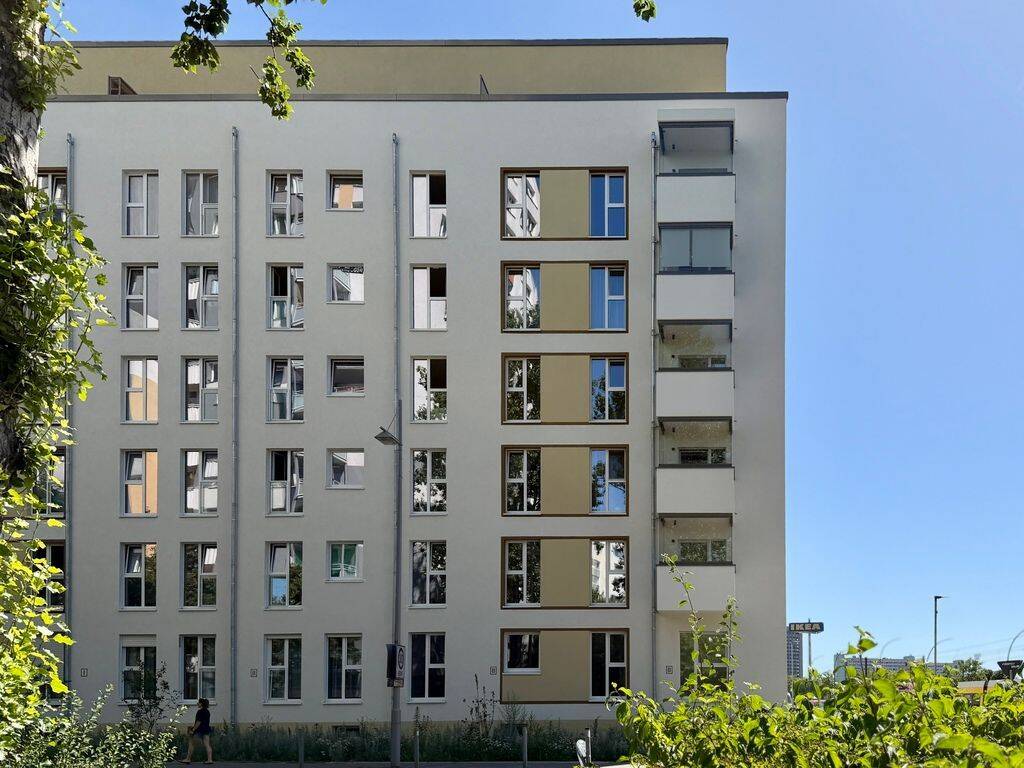 Raum für Leben, Arbeiten und Wohlfühlen: 4-Zimmer-Erdgeschosswohnung mit zwei Bädern, 13055 Berlin (Lichtenberg Hohenschönhausen Alt-Hohenschönhausen Hohenschönhausen)
