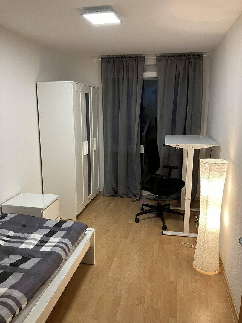 Tolles WG-Zimmer (12m^2) in Leinfelden ab sofort (TOP LAGE, ALLES NEU), 70771 Leinfelden-Echterdingen