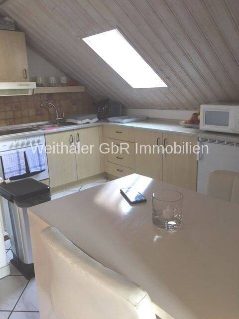 Schnuckelige Wohnung zum Start wird modern und hell renoviert, 93138 Lappersdorf