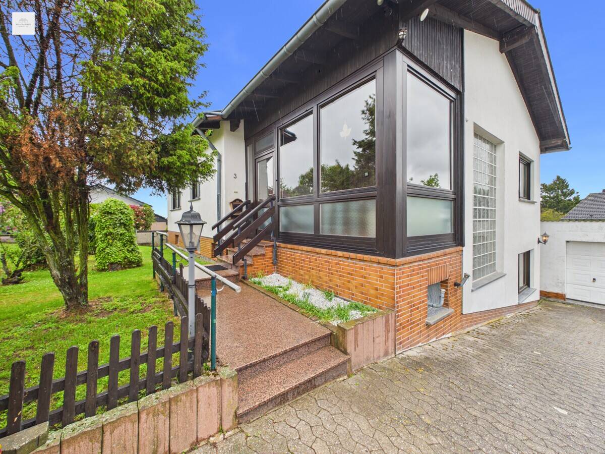 Mehr als nur ein Einfamilienhaus – Solide gebaut, durchdacht geplant und bereit für neues Wohnglück., 56651 Galenberg
