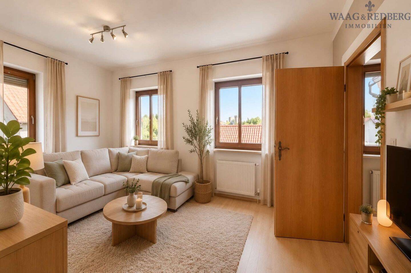 Vermietete 2-Zimmer-Wohnung mit ausbaufähigem Dachgeschoss und Entwicklungspotenzial!, 93057 Regensburg (Brandlberg-Keilberg Konradsiedlung-Wutzlhofen Reinhausen Sallern-Gallingkofen)