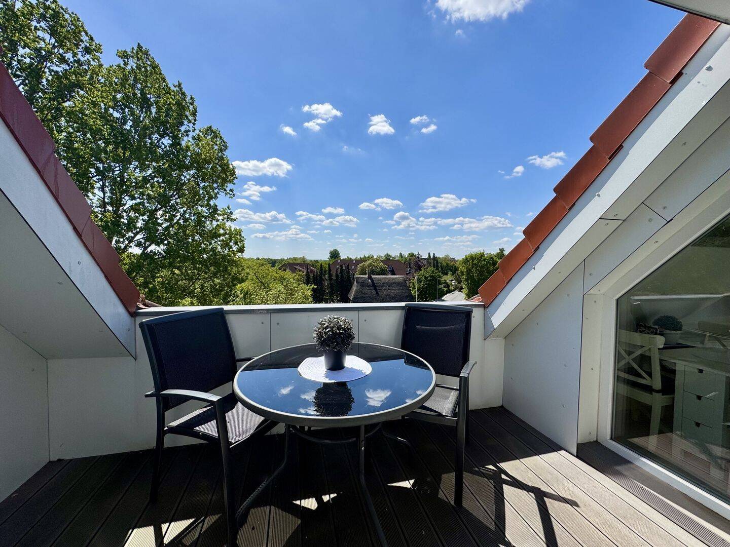 ++ WOHNTRAUM AN DER OSTSEE ++ DG-Wohnung mit Loggia und TG-Stellplatz., 23669 Timmendorfer Strand
