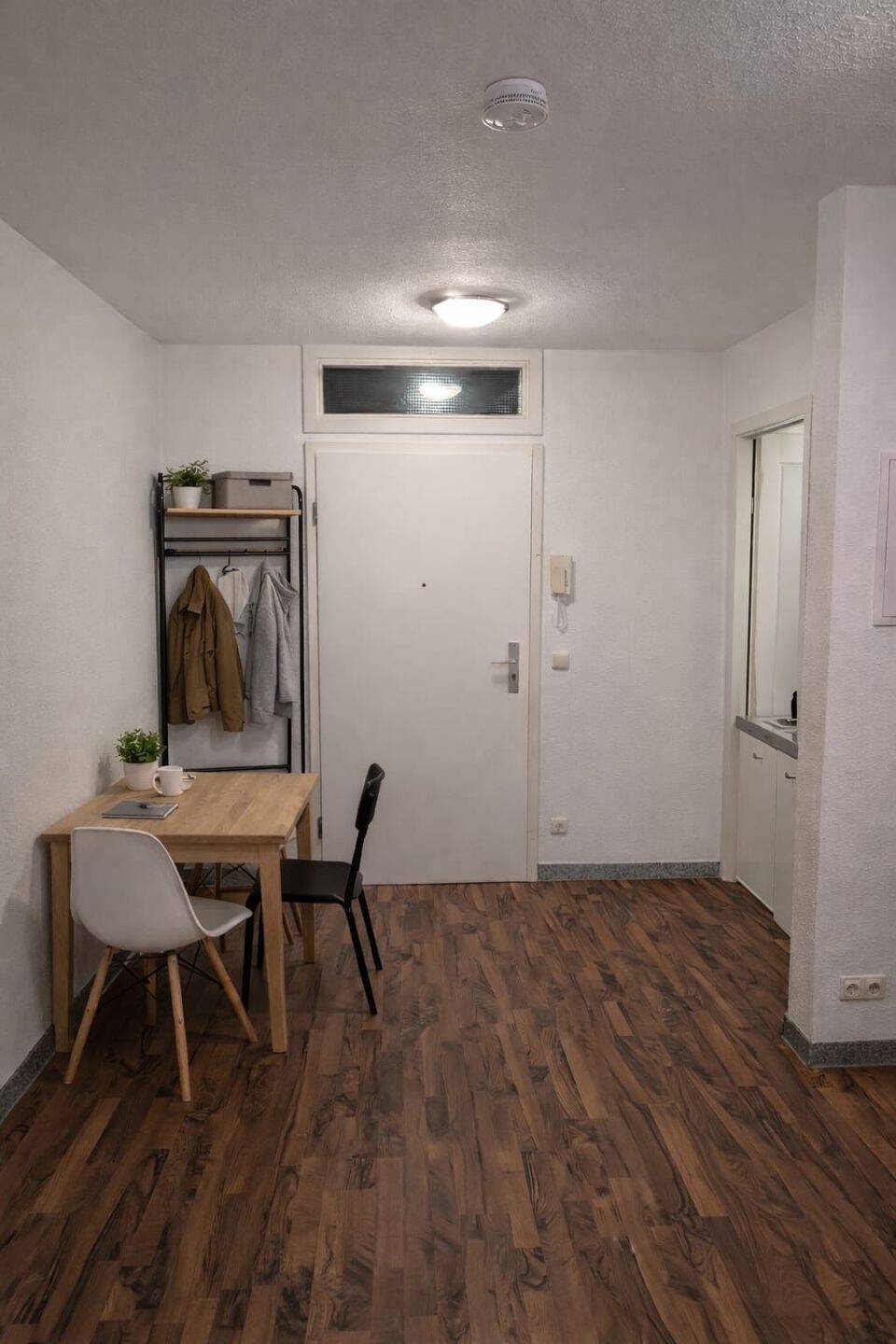Modernisierte 1-Zimmer-Wohnung mit EBK, Keller & Tram direkt vor der Tür – Sandhofen, 68307 Mannheim (Blumenau Kirschgartshausen Sandhofen Schönau)