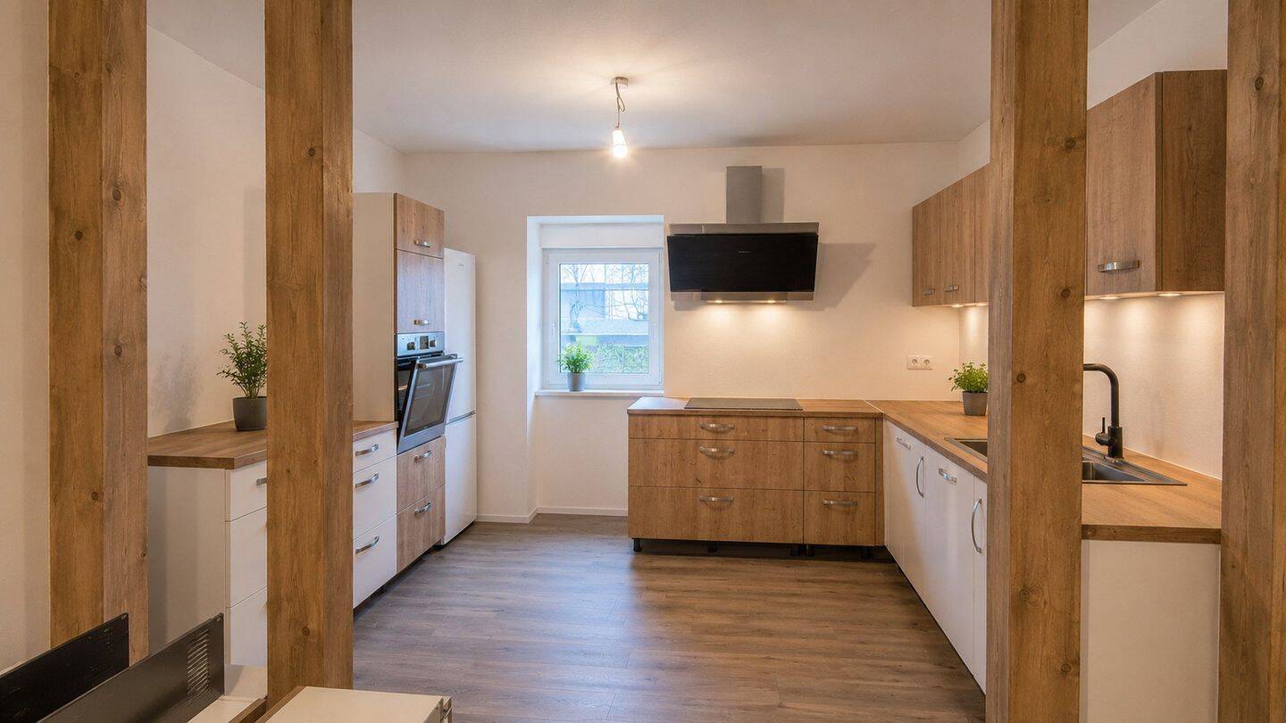 Exklusiv sanierte 3-Zimmer-Küche-Bad-Wohnung mit großer Terrasse, und hochwertiger Ausstattung, 65385 Rüdesheim am Rhein