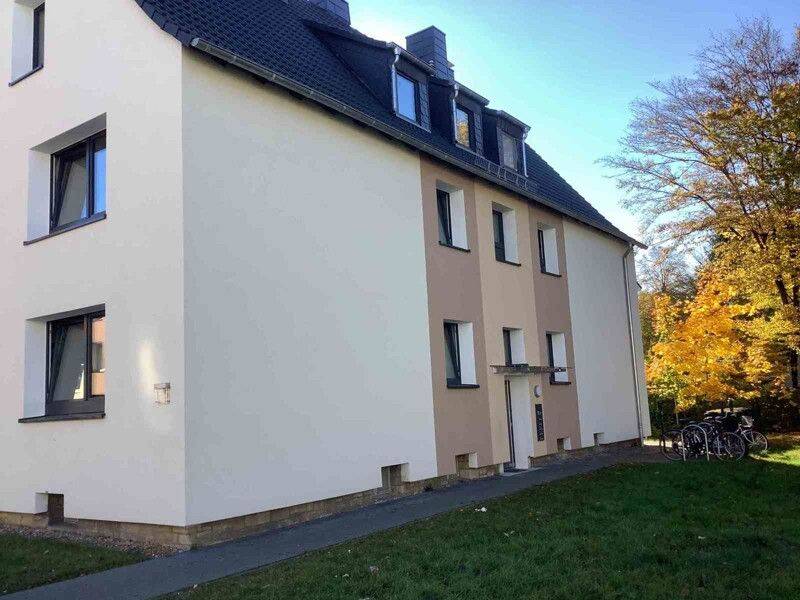 Schöne Dachgeschosswohnung in energetisch saniertem Haus!, 49090 Osnabrück (Eversburg Hafen Haste Pye Sonnenhügel)