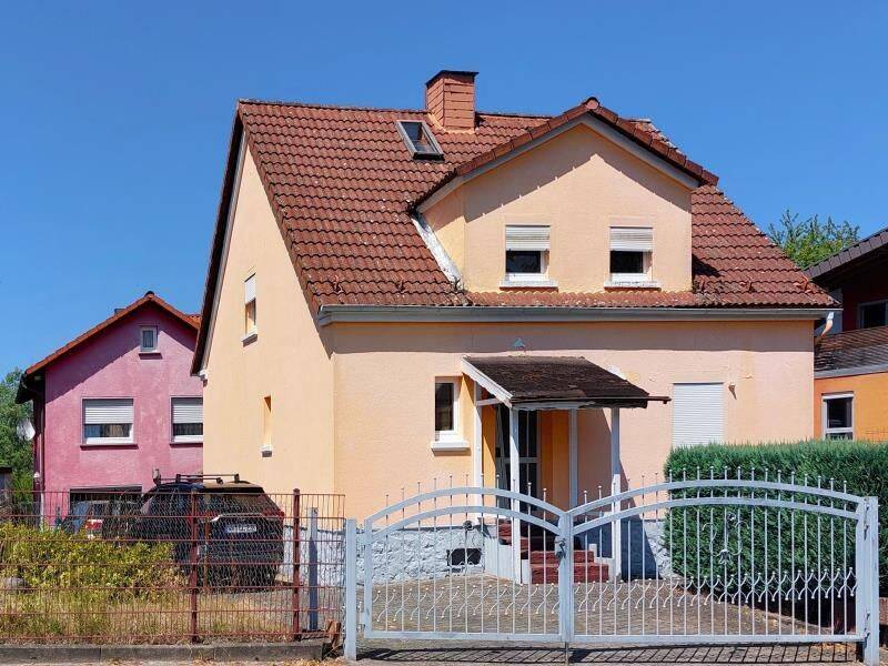 Selber wohnen und vermieten oder Mehrgenerationenwohnen – Hier ist vieles möglich! Zwei Einfamilienhäuser auf einem G…, 65599 Dornburg