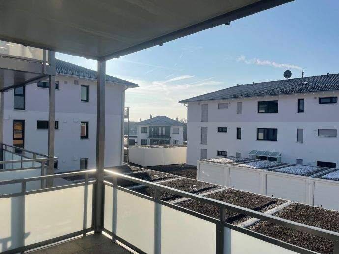 Zweitbezug: Modernes Wohnen mit Komfort – Hochwertige 3-Zimmer-Mietwohnung (80m²) mit Aufzug, Balkon und Echtholzboden in ruhiger Lage, 91438 Bad Windsheim