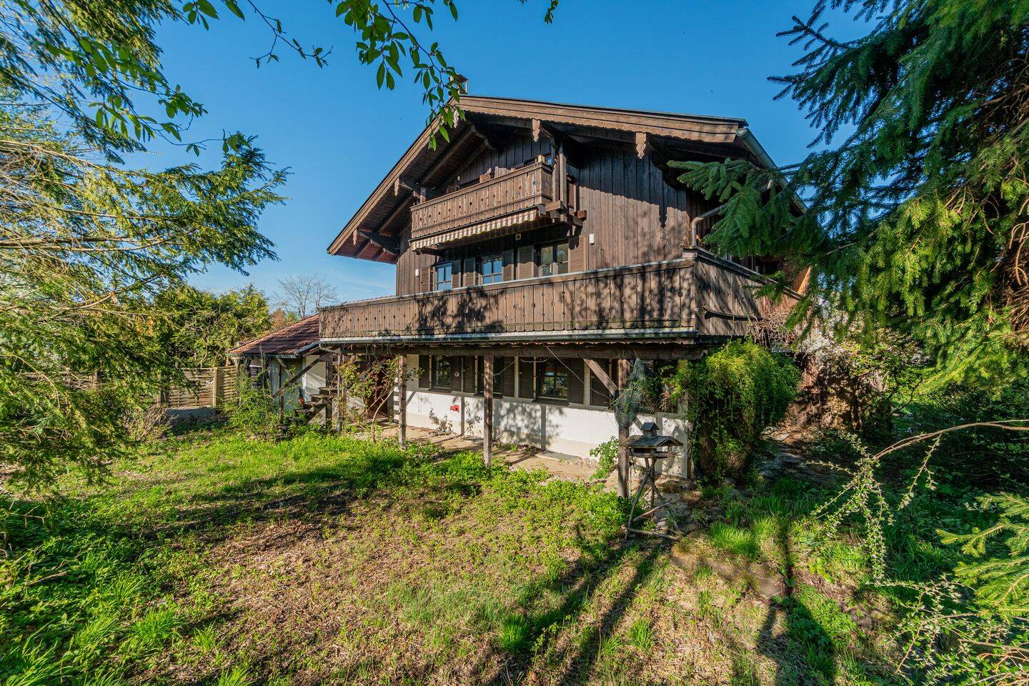 2 Zimmerwohnung mit Terrasse und Gartenanteil / Kauf gegen Gebot, 83209 Prien a. Chiemsee (Prien)