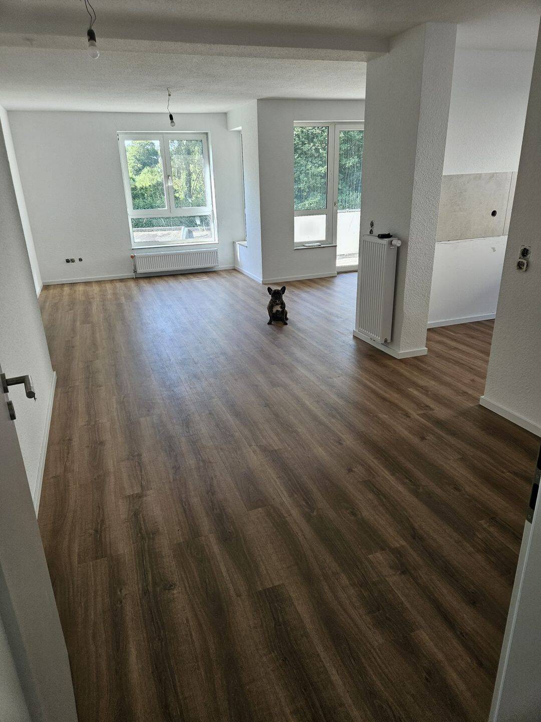 Frisch sanierte 3-Zimmer-Wohnung mit Balkon ins Grüne im Kreuzviertel, 44137 Dortmund (Mitte)
