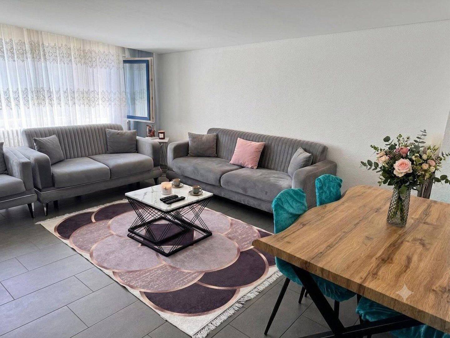 Helle und renovierte 2-Zi-Whg in PF-Nordstadt, 75177 Pforzheim (Katharinenthalerhof Eutingen Nordstadt Nordweststadt Oststadt)
