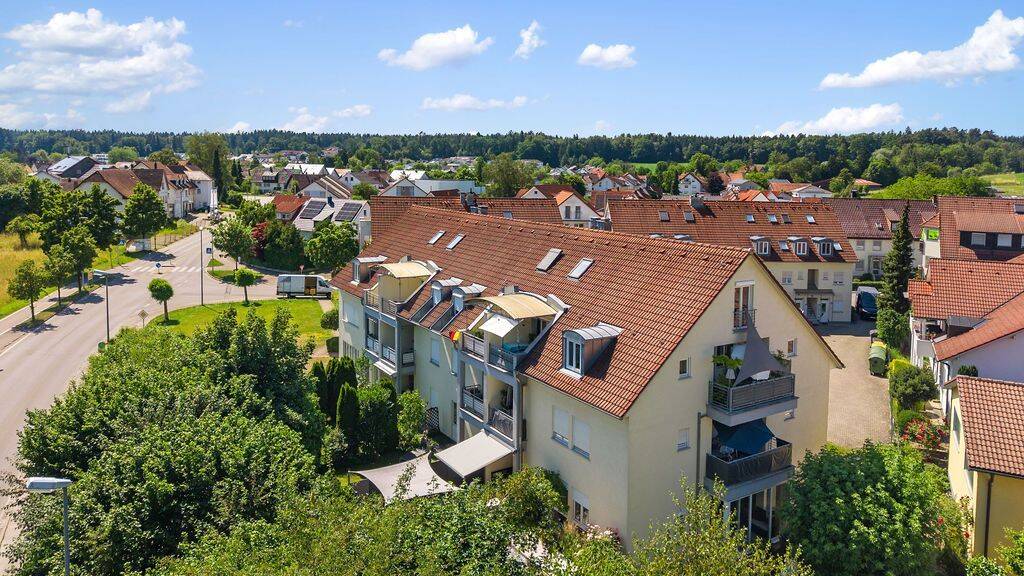 Ravensburg – Oberzell – Chice 2-Zimmer-Wohnung mit kleinem Privatgarten, 88213 Ravensburg