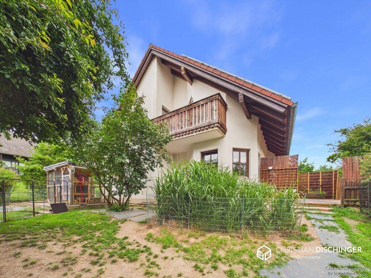 Viel Platz für die ganze Familie – Einfamilienhaus mit Potenzial in Tegernheim, 93105 Tegernheim