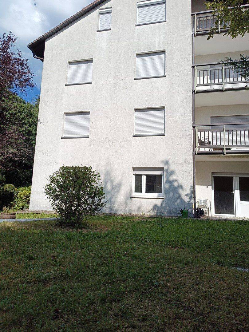 Renovierte 2-Zimmer-Erdgeschosswohnung mit neuem Bad, Küche und Gartennutzung, 76332 Bad Herrenalb