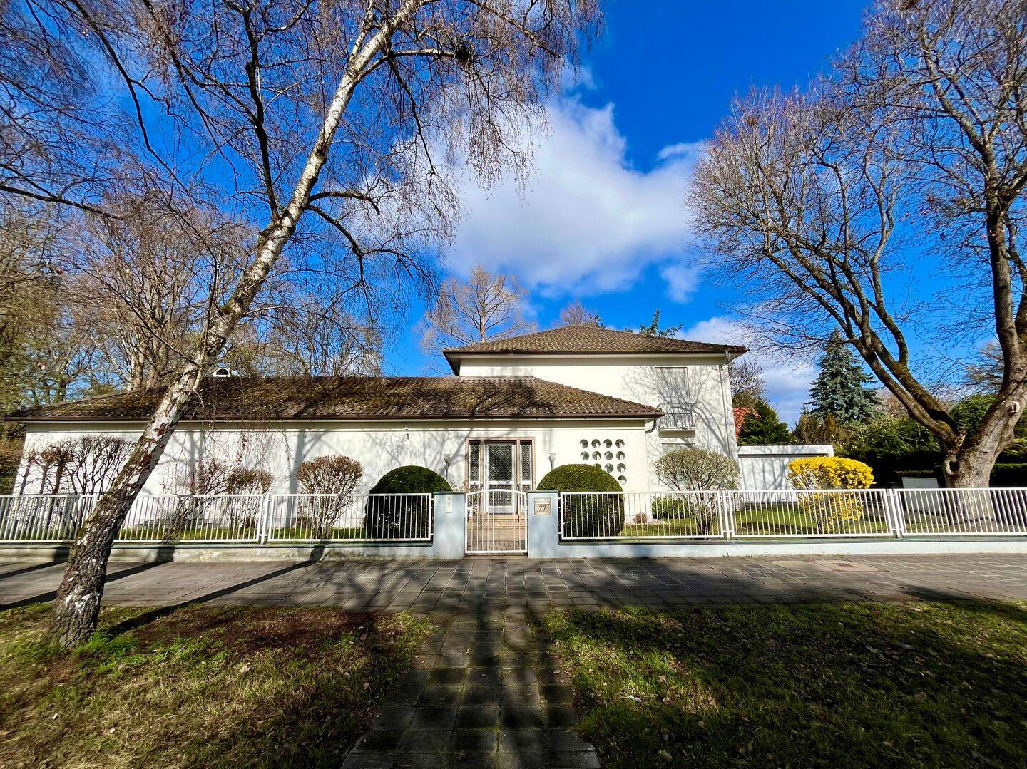 Bestlage Mögeldorf: Villa auf 1.538 m², 90480 Nürnberg (Gleißhammer Mögeldorf Tiergarten Weichselgarten Zerzabelshof)
