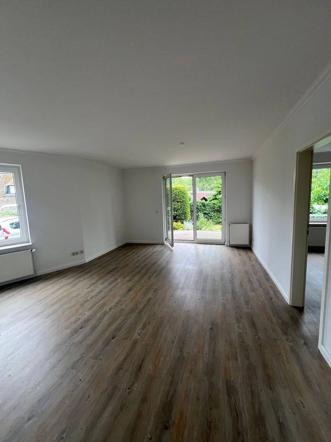 Charmante und lichtdurchflutete 3,5 Zimmer Wohnung mit Garten im Herzen von Elmshorn, 25337 Elmshorn