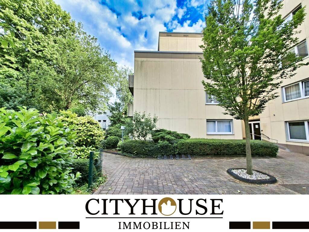 CITYHOUSE: Gepflegte 2 Zimmer Wohnung mit großem Balkon, Keller und TG Stellplatz in zentraler Lage, 51145 Köln (Porz Eil Elsdorf Urbach)