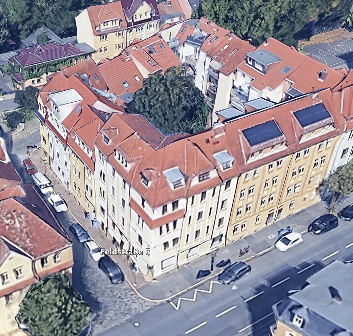 Attraktives 10-Parteien-Mehrfamilienhaus in Wenigenjena, 7749 Jena