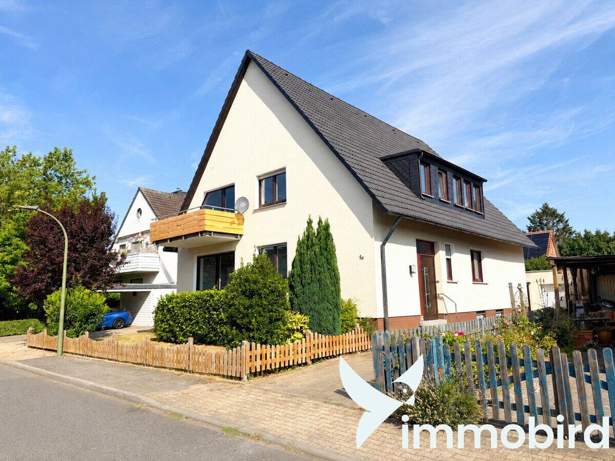 **Modernisiertes Zweifamilienhaus** mit Garten und Garage in Hamm-Rhynern, 59069 Hamm