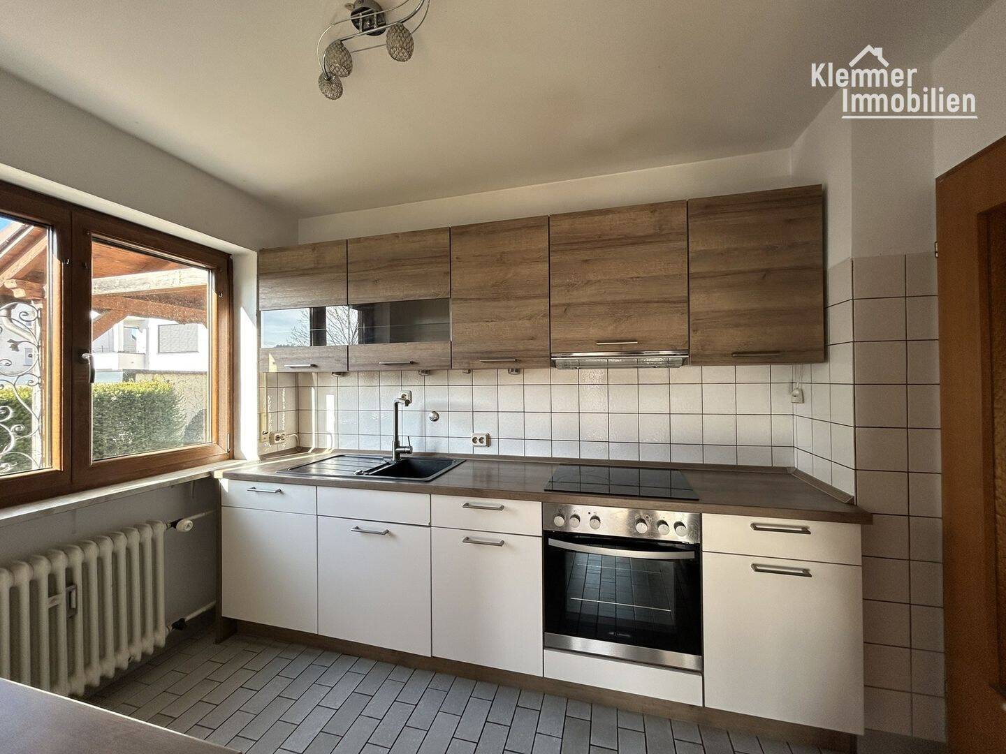 Helle 3-Zimmer-Wohnung mit Balkon, eigenem Garten und Garage in ruhiger Wohnlage, 97816 Lohr a. Main