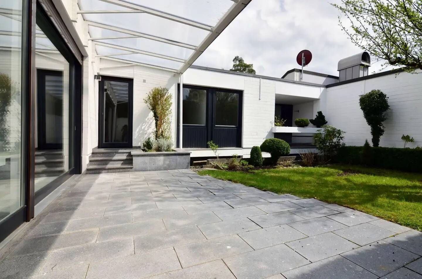 Exklusiver Atrium-Bungalow in Toplage Ottobrunn zu vermieten, 85521 Ottobrunn