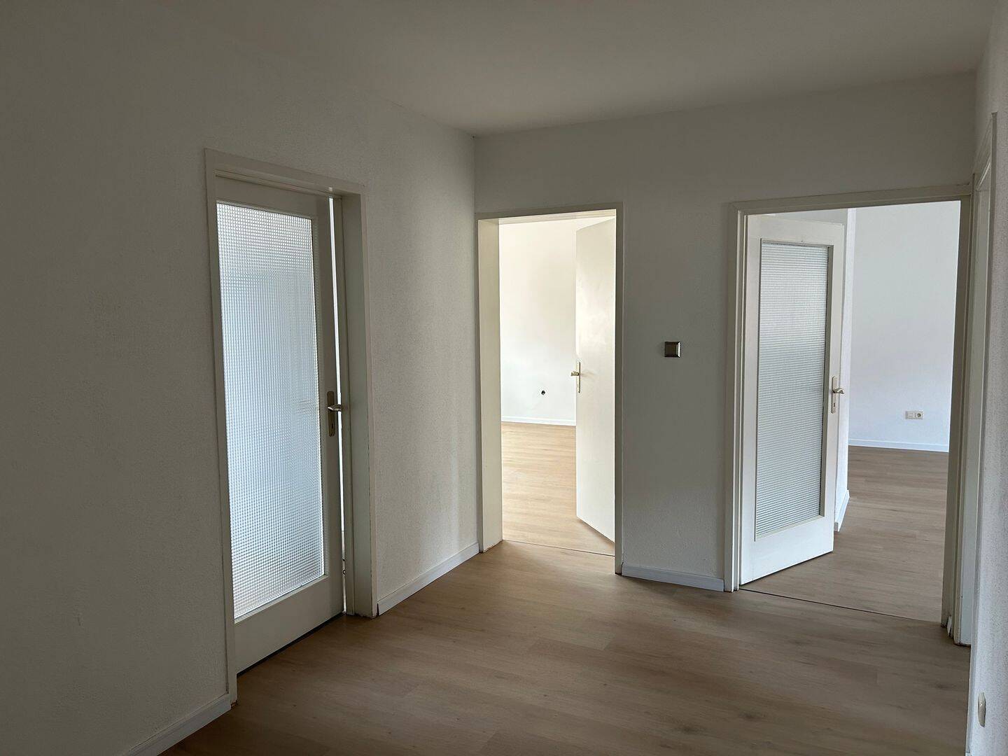 Helle 4. Zimmer Wohnung um 1. OG mit großer Terrasse, 96117 Memmelsdorf