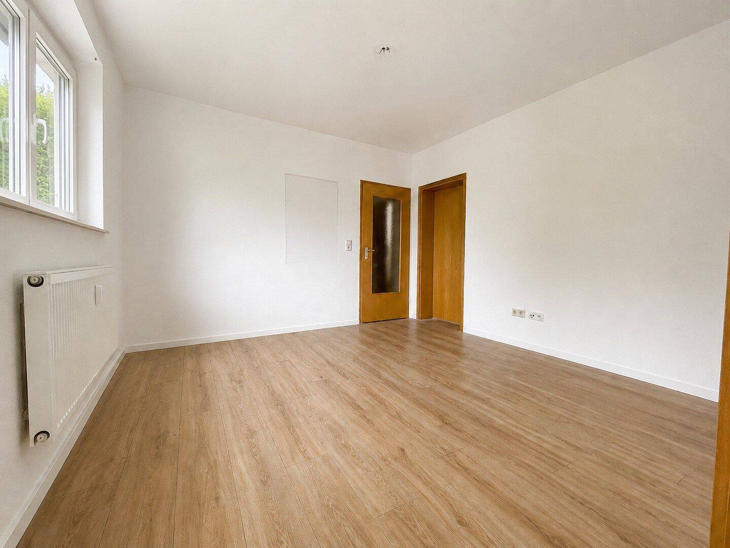 Helle 2-Zimmer-Wohnung mit zusätzlichem Raum und modernem Tageslichtbad, 44581 Castrop-Rauxel