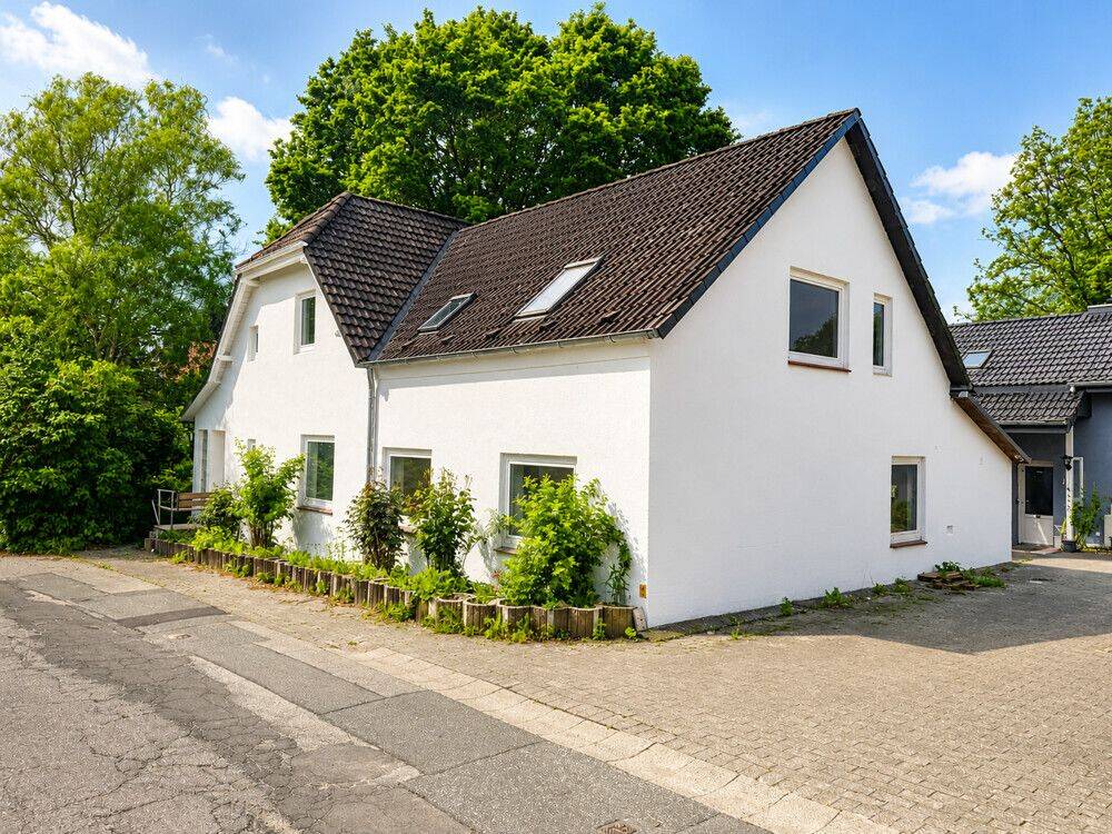 Potenzialstarkes Wohnhaus mit zwei Einheiten – für Sanierer und Gestalter, 24247 Mielkendorf