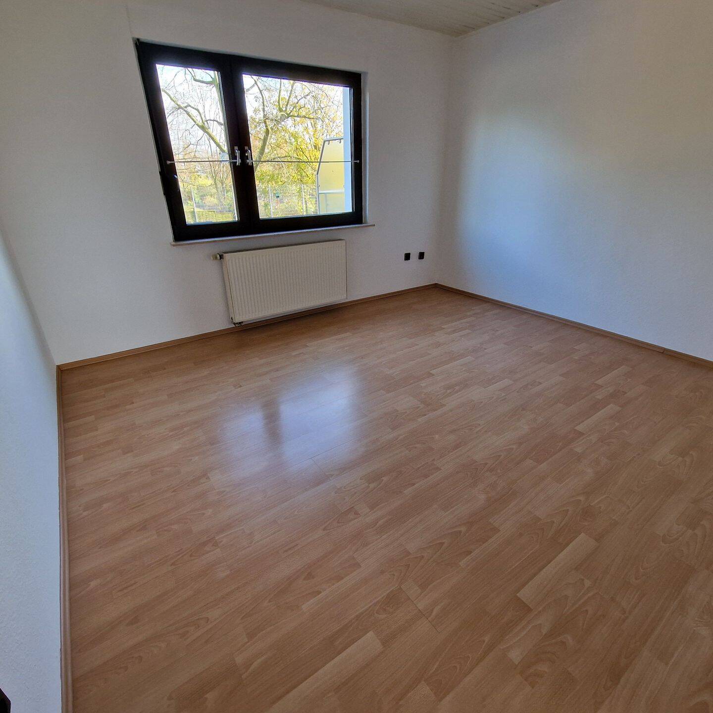 Helle 3,5-Zimmer Wohnung im 1. OG in Oberhausen Alstaden, 46049 Oberhausen