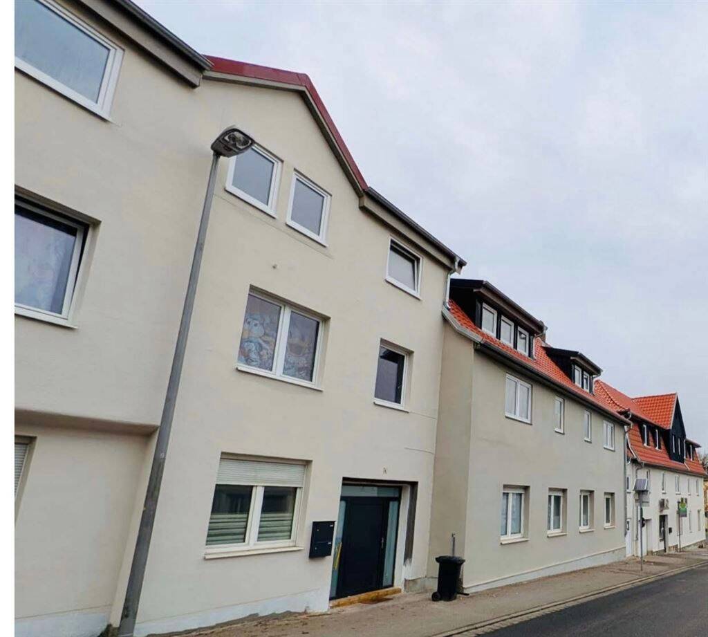 Co- Schlossplatz: 2 x MFH, 10We-saniert, renov. & alles vermietet, 96450 Coburg