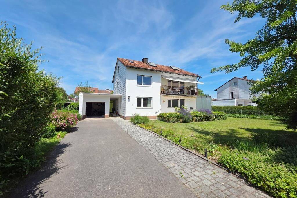 Teilsanierungsbedürftiges Mehrgenerationenhaus mit vielfältigen Nutzungsmöglichkeiten, 85609 Aschheim