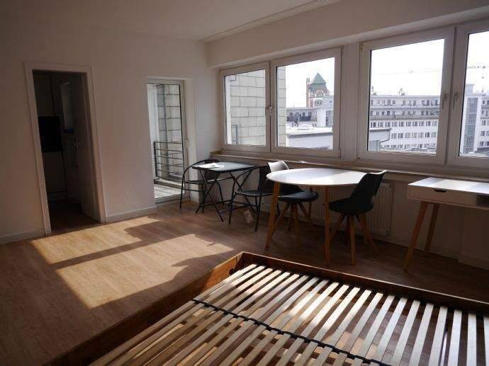 Modernes Appartement Nähe Bahnhof mit Balkon, 33602 Bielefeld (Innenstadt)