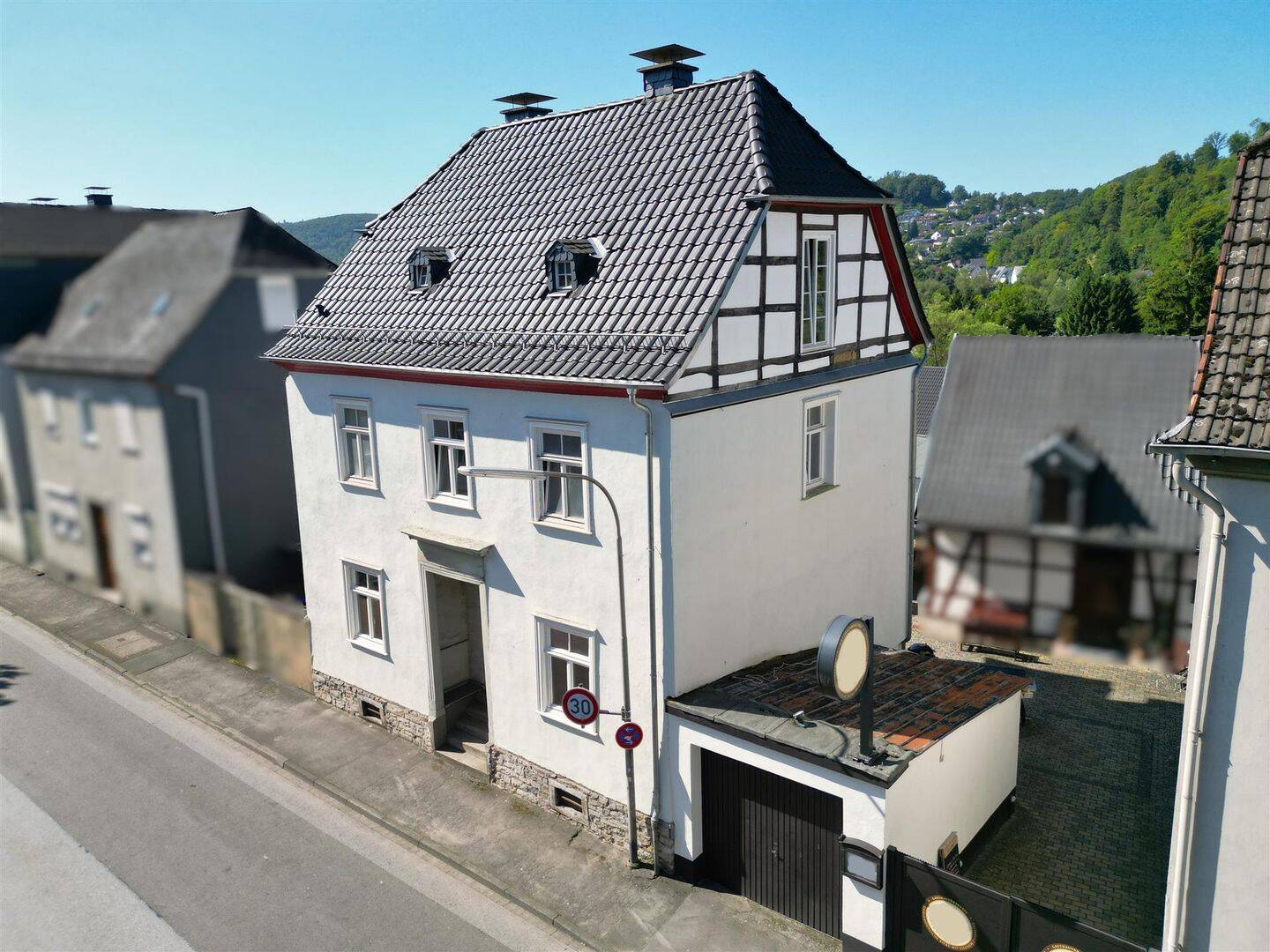 / Tradition mit Zukunft – entkerntes Fachwerkhaus bereit für Ihre Wohnvisionen!, 59821 Arnsberg
