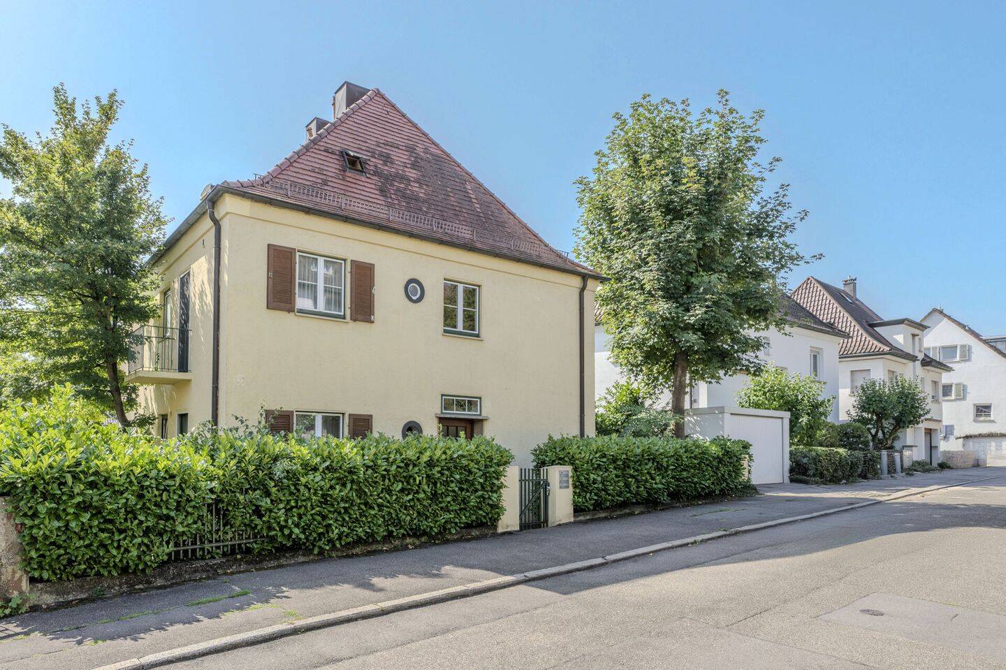 Stilvolles Kaffeemühlenhaus mit Potenzial & Blick ins Grüne, 70469 Stuttgart (Feuerbach Zuffenhausen)