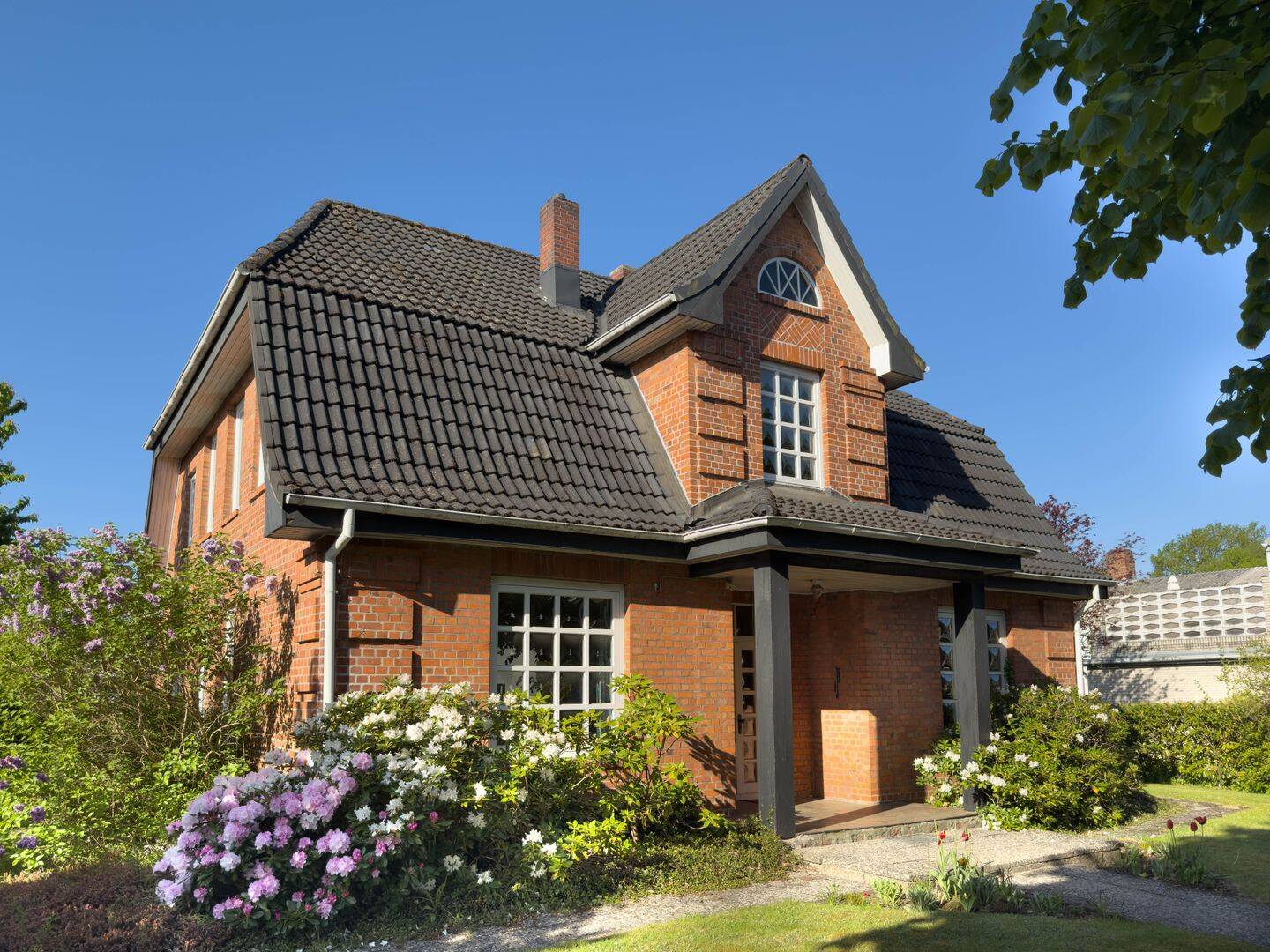 Herrschaftliches Ein / Zweifamilienhaus mit Landadel-Charme, 23812 Wahlstedt